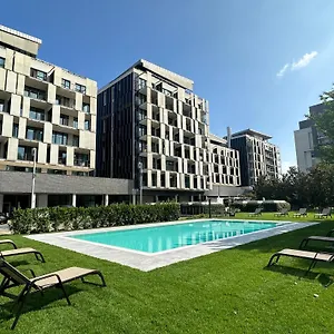 Ramada Plaza By Wyndham Отель