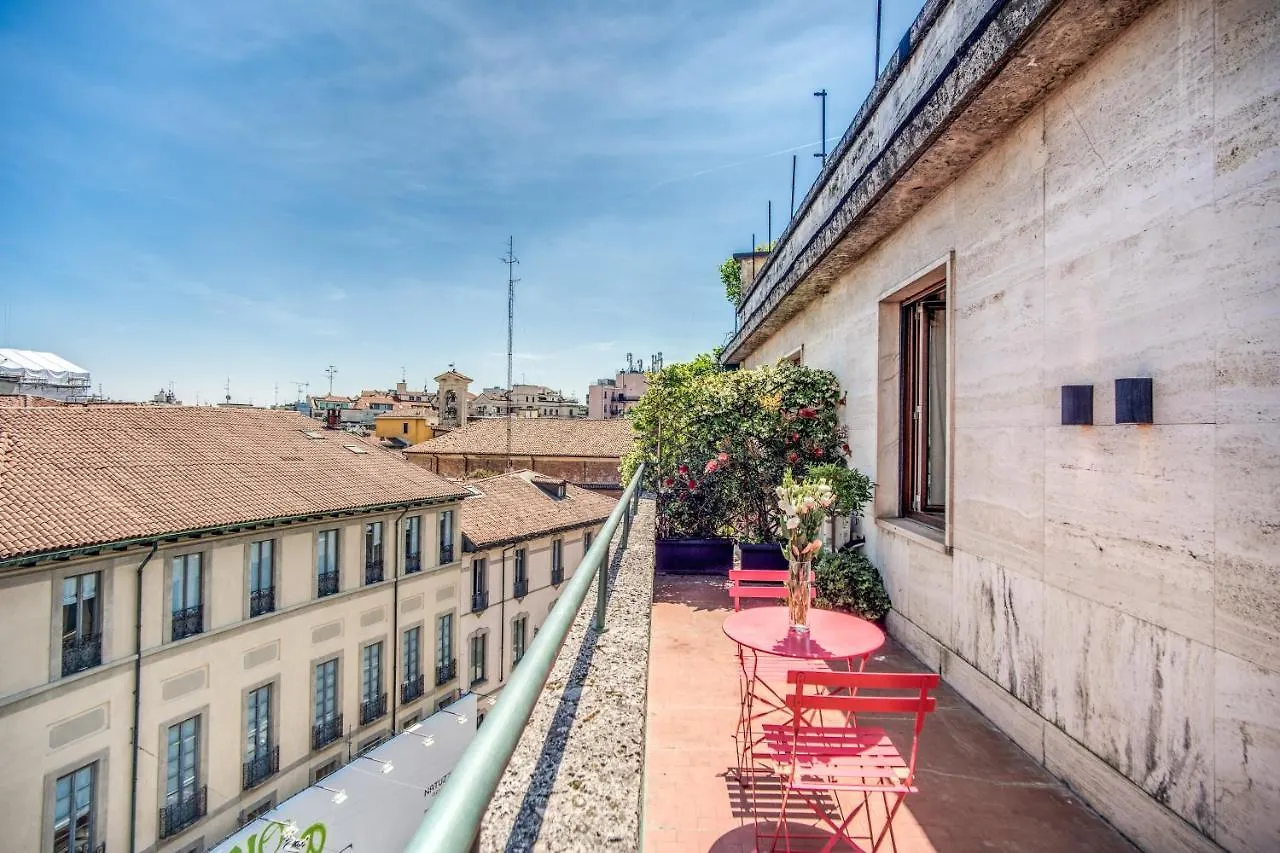 ** Hotel Milhouse Suites Duomo Milán Italia